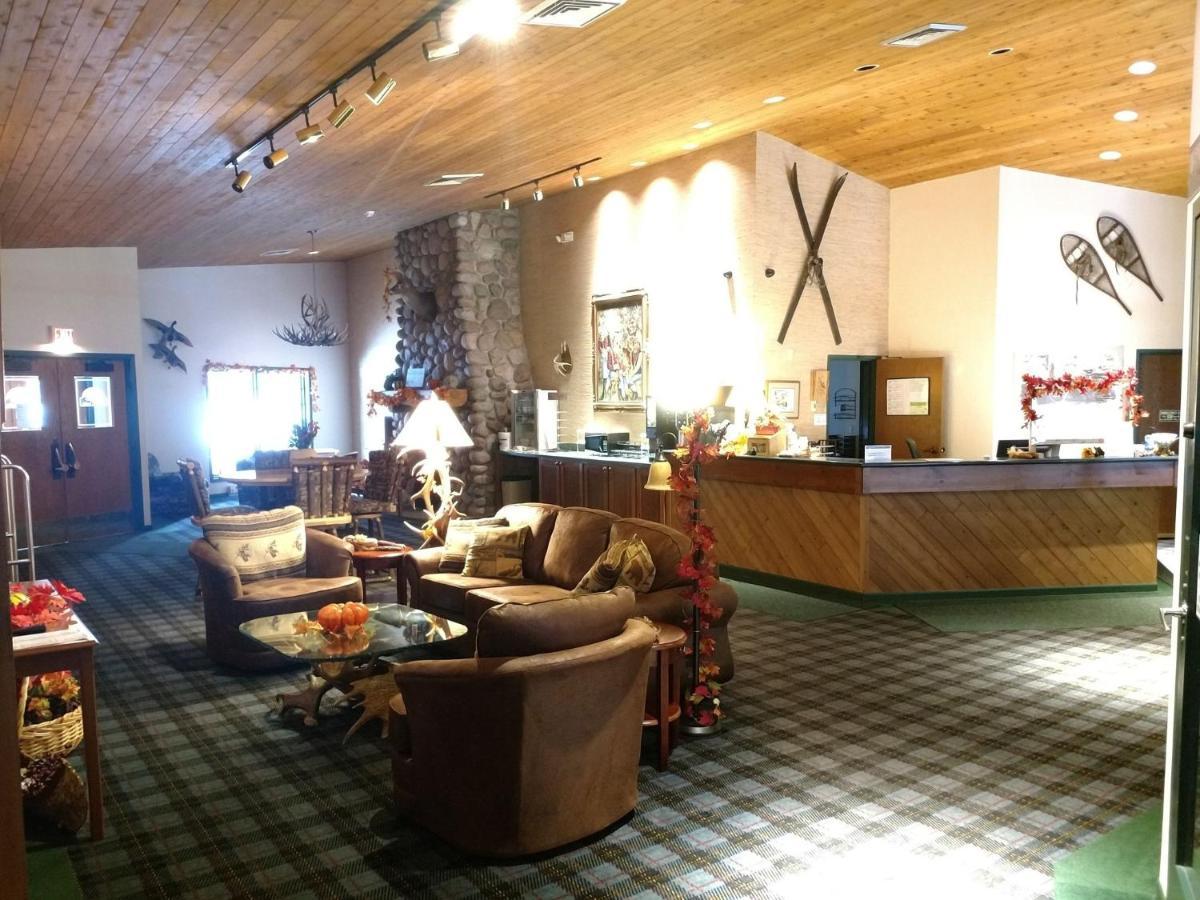 Whitetail Lodge Saint Germain Dış mekan fotoğraf